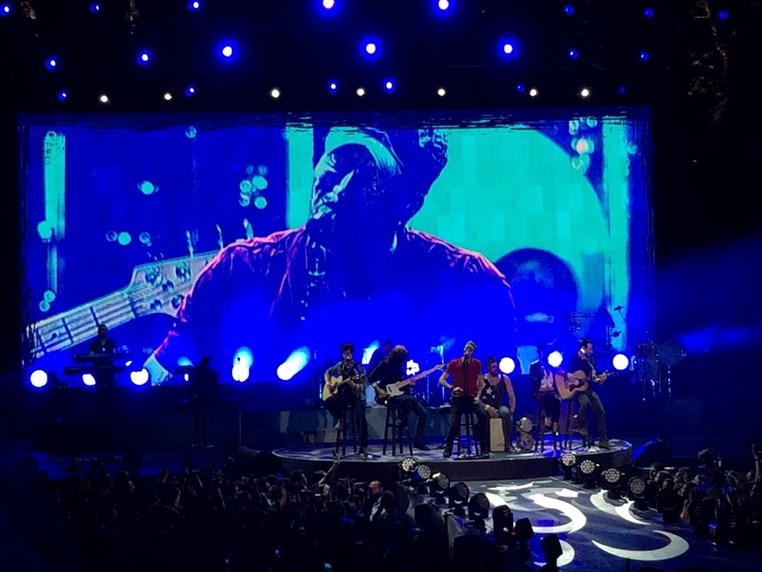 Enrique Iglesias at Ehdeniyat